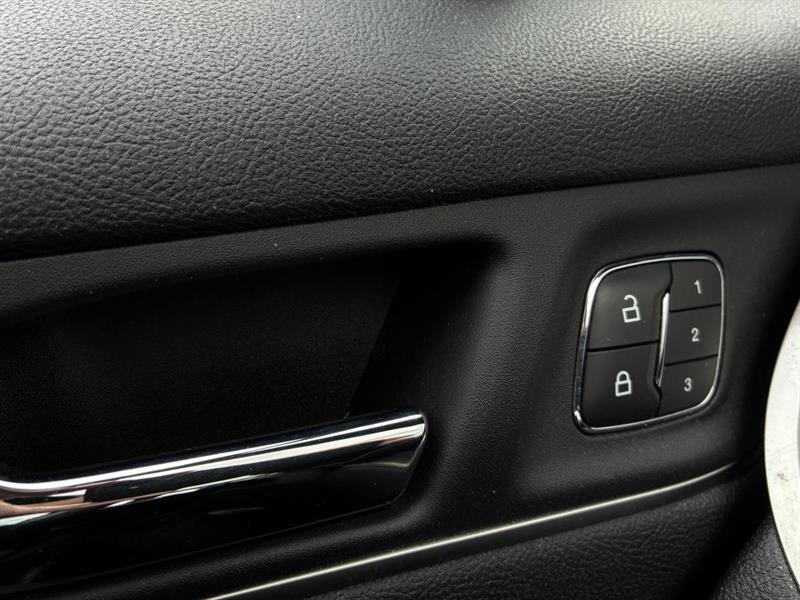 lincoln MKC 2019 - 25