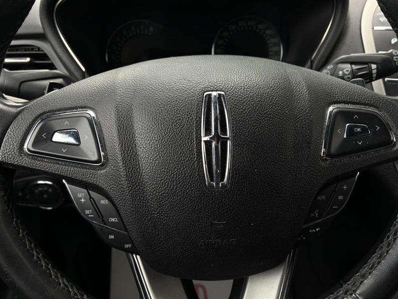 lincoln MKC 2019 - 27