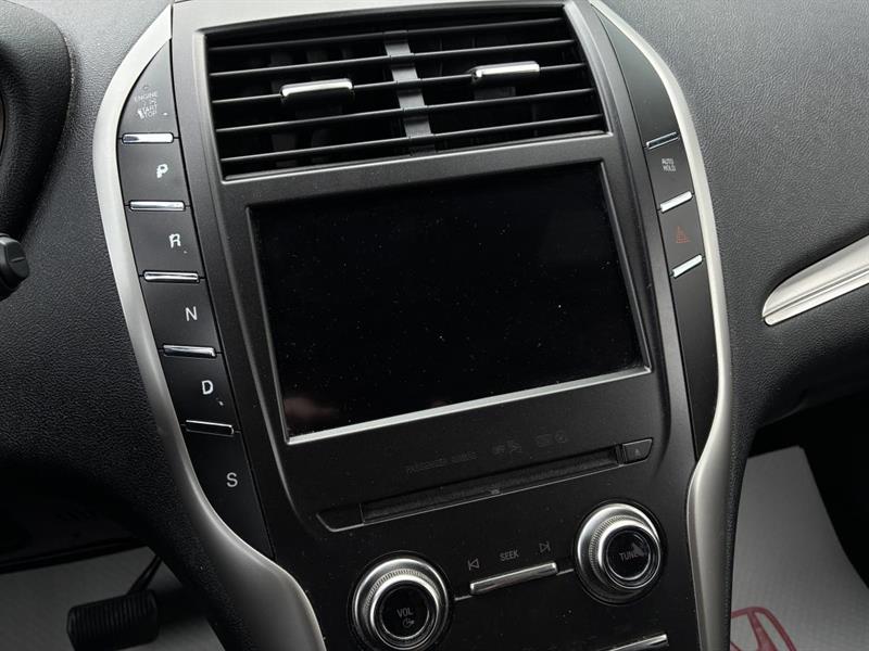 lincoln MKC 2019 - 28