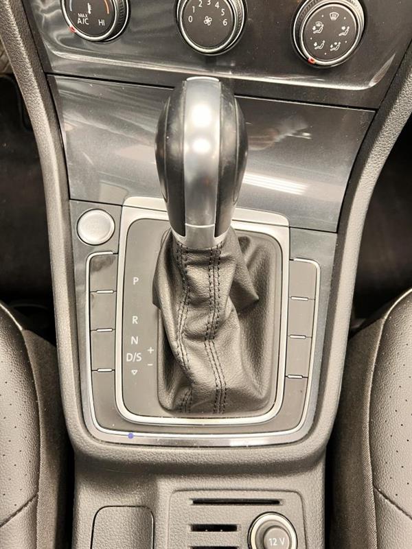 volkswagen Golf 2018 - 19