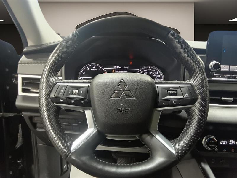 mitsubishi Outlander 2022 - 18