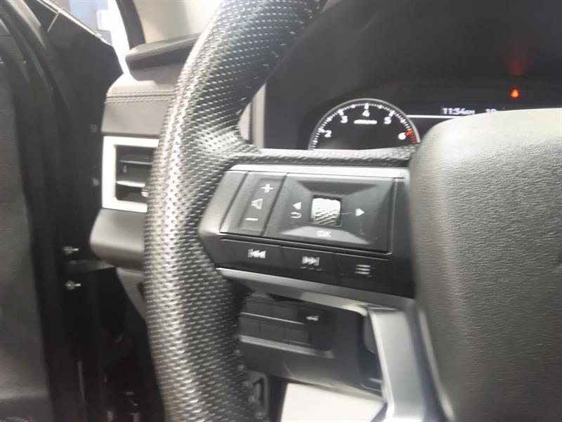 mitsubishi Outlander 2022 - 21