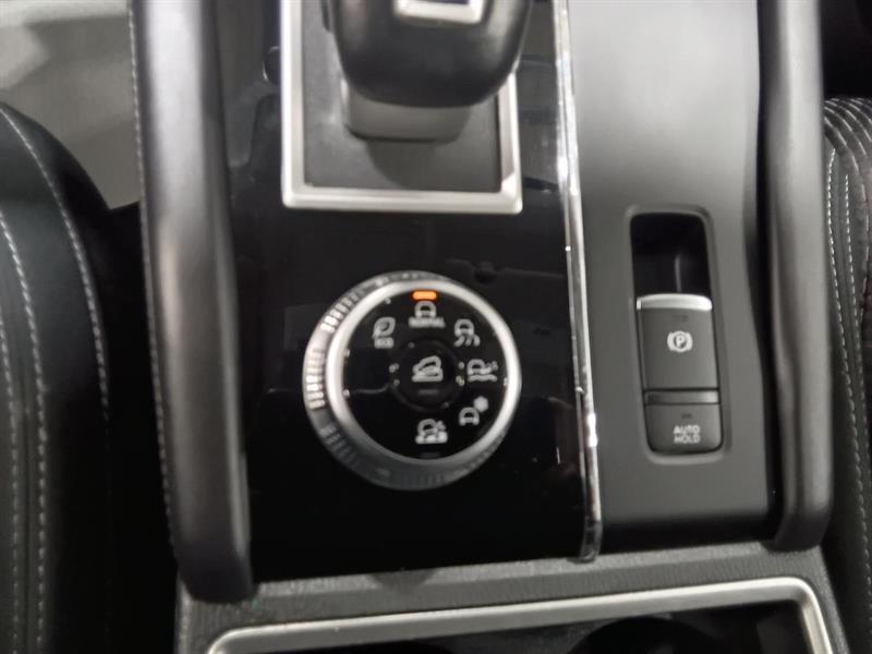 mitsubishi Outlander 2022 - 29