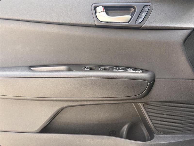 kia Optima 2018 - 23