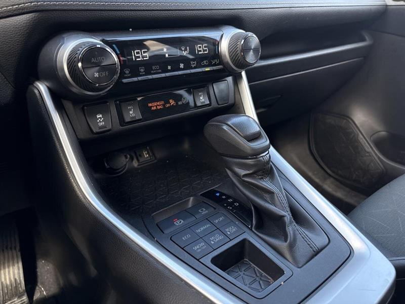 toyota RAV4 2019 - 16