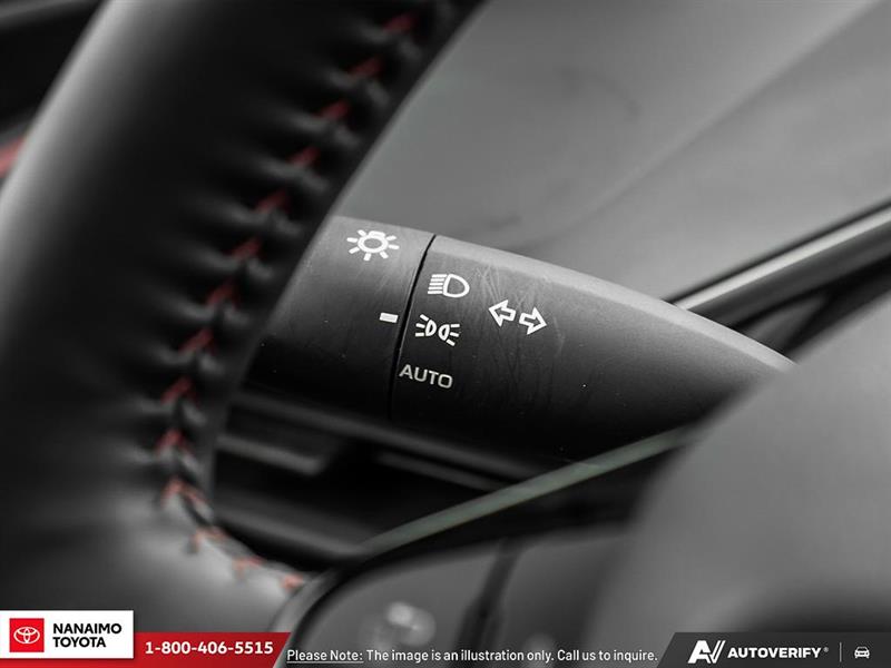 toyota Prius Plug-In Hybrid 2026 - 27