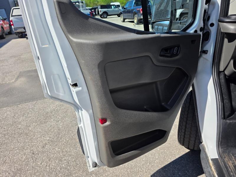 ford Transit-250 2024 - 13