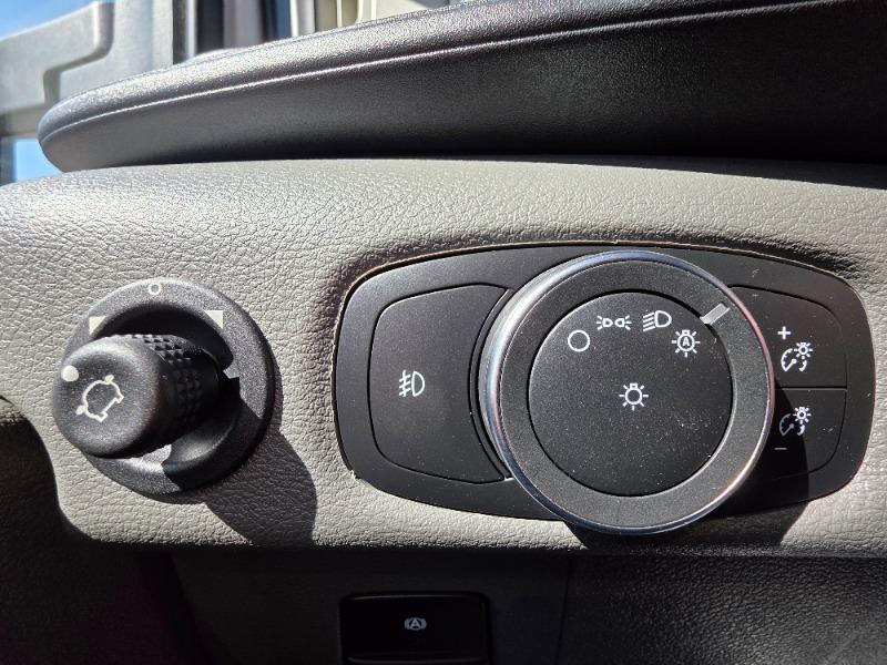 ford Transit-250 2024 - 28