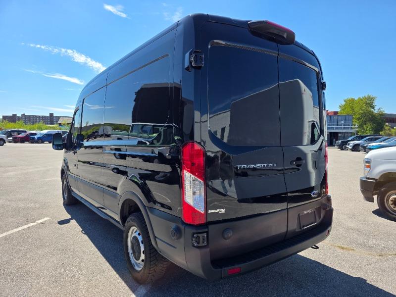 ford Transit-250 2023 - 3