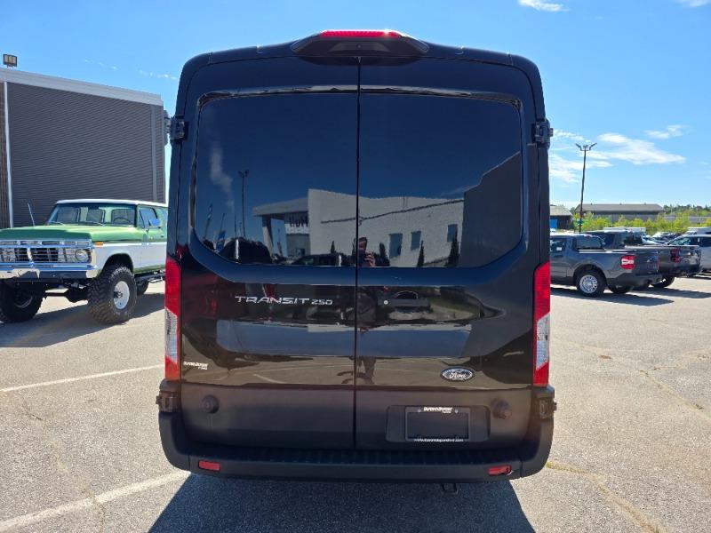 ford Transit-250 2023 - 4