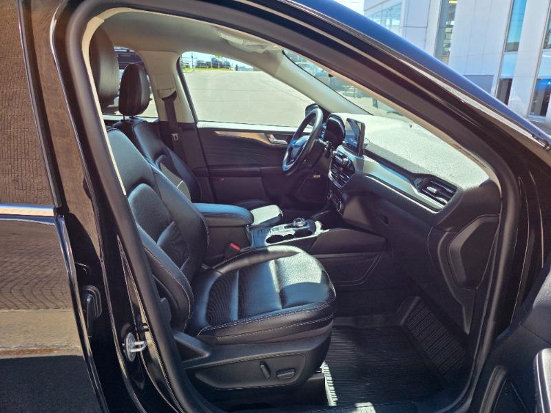 ford Escape 2022 - 24