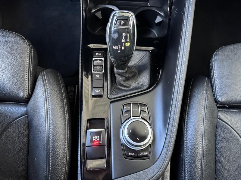 bmw X1 2022 - 21