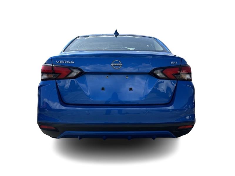 nissan Versa 2023 - 12
