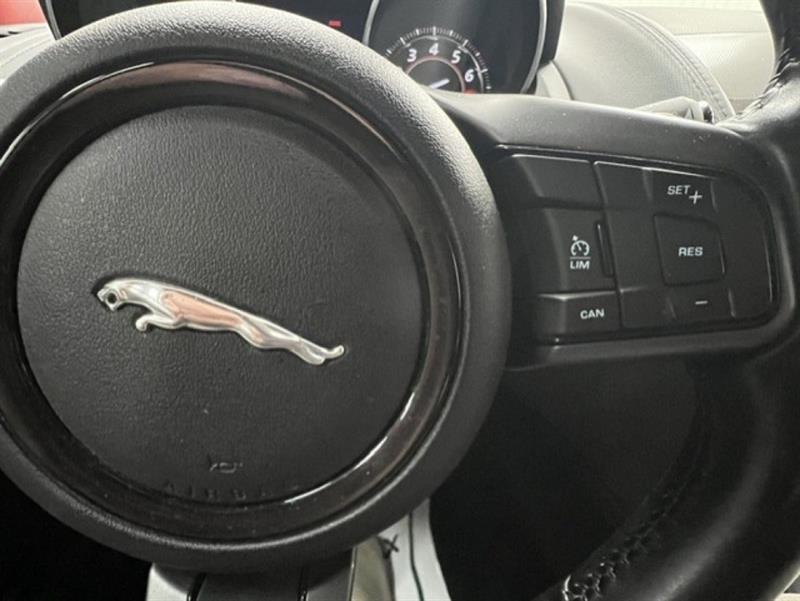 jaguar F-TYPE 2017 - 13