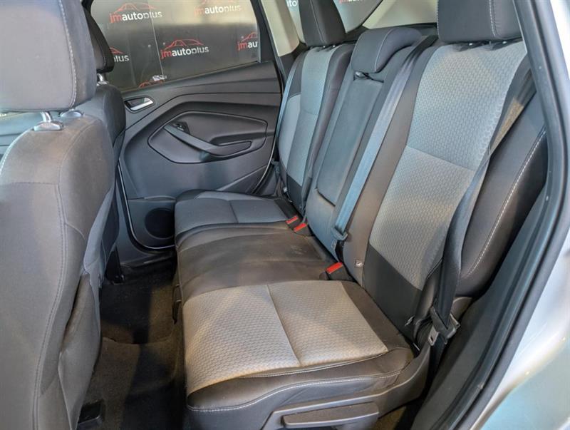 ford Escape 2017 - 24