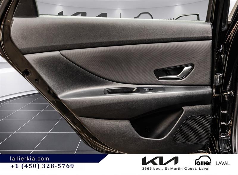 hyundai Elantra 2025 - 12
