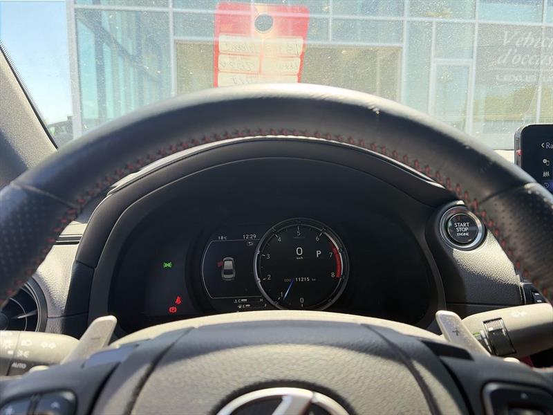 lexus IS 300 2024 - 19