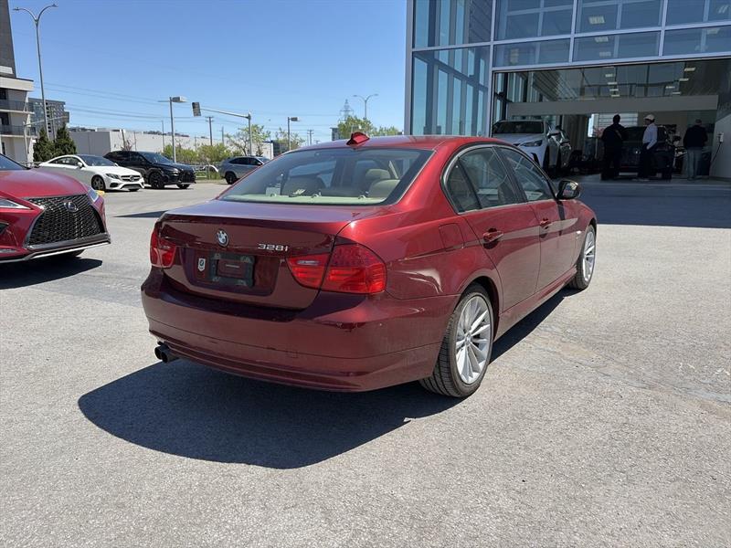 bmw Série 3 2011 - 13