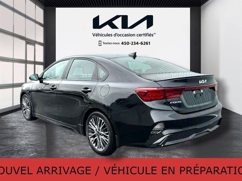 kia Forte 2022 - 11