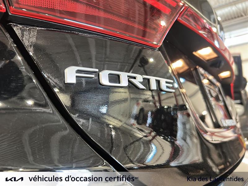 kia Forte 2023 - 28