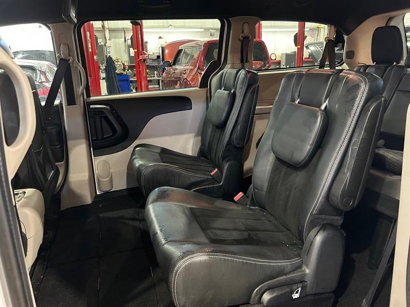 dodge Grand Caravan 2016 - 26