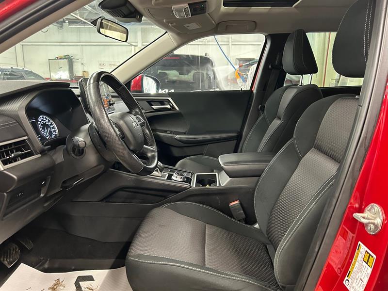 mitsubishi Outlander 2023 - 9
