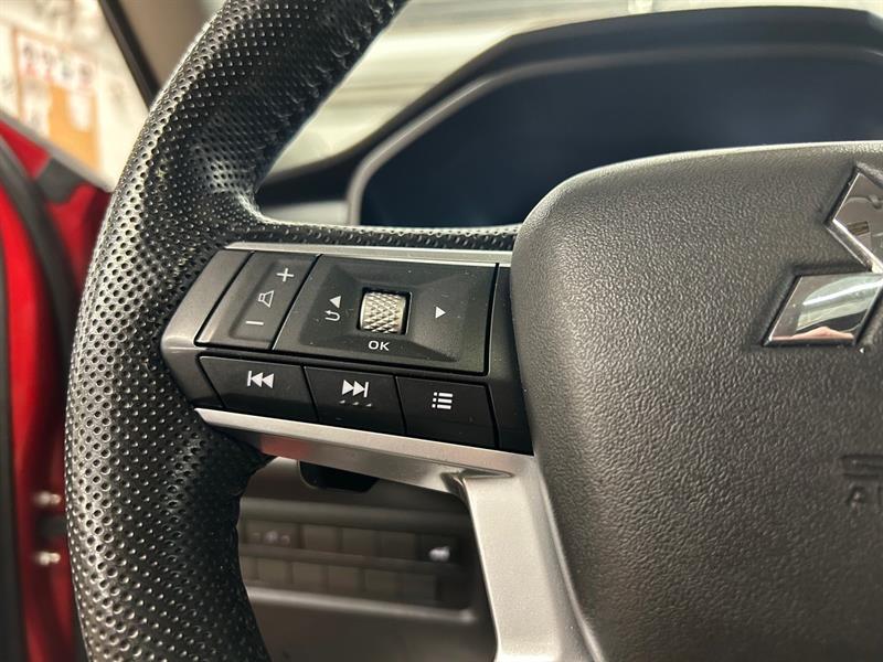 mitsubishi Outlander 2023 - 17