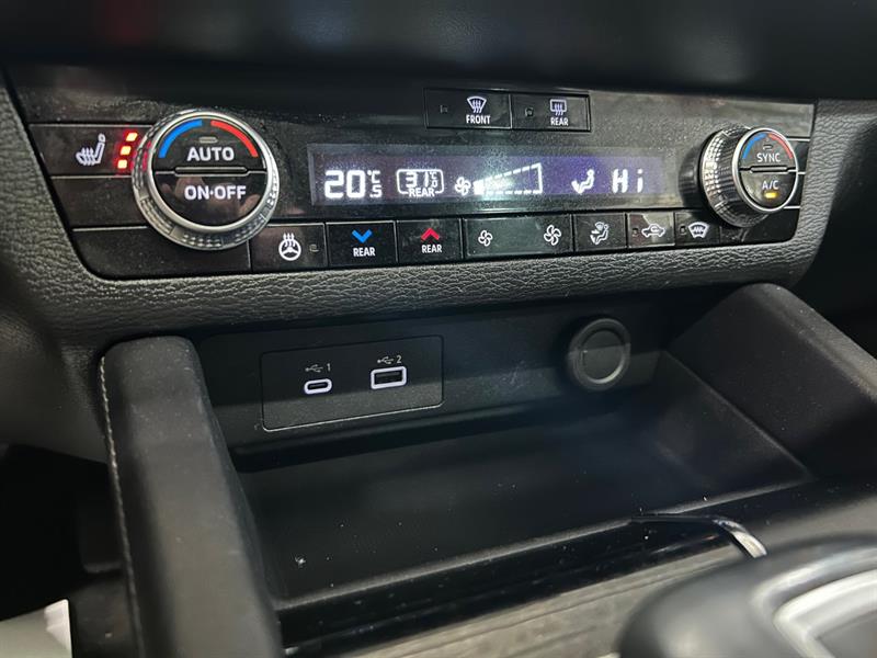 mitsubishi Outlander 2023 - 21