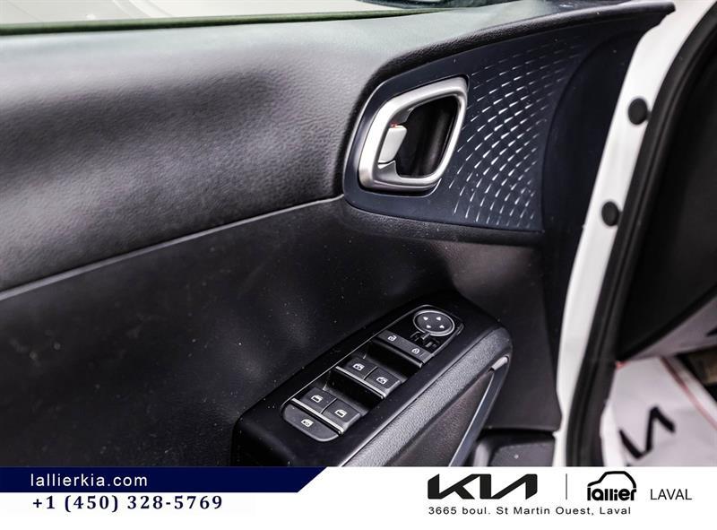 2022 Kia Soul - Image 11