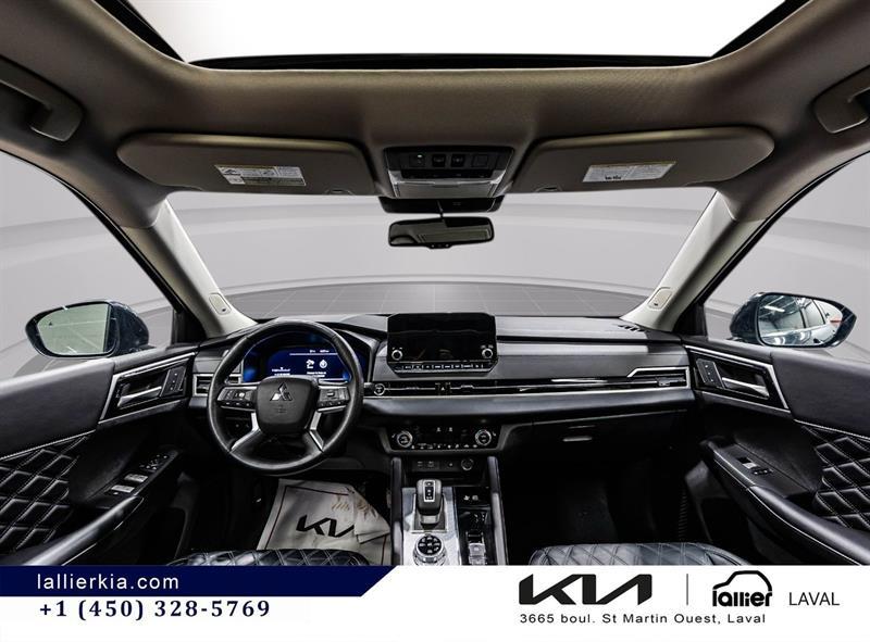 2024 Mitsubishi Outlander - Image 20