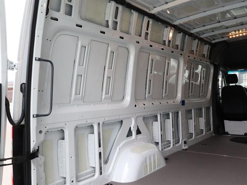 mercedes-benz eSprinter Cargo Van 2025 - 11