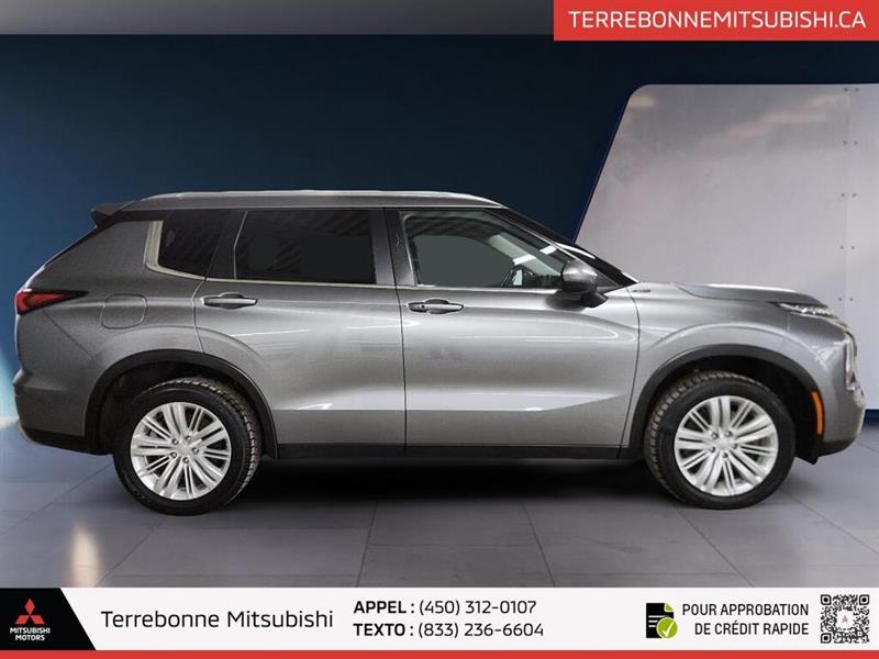 mitsubishi Outlander 2022 - 5