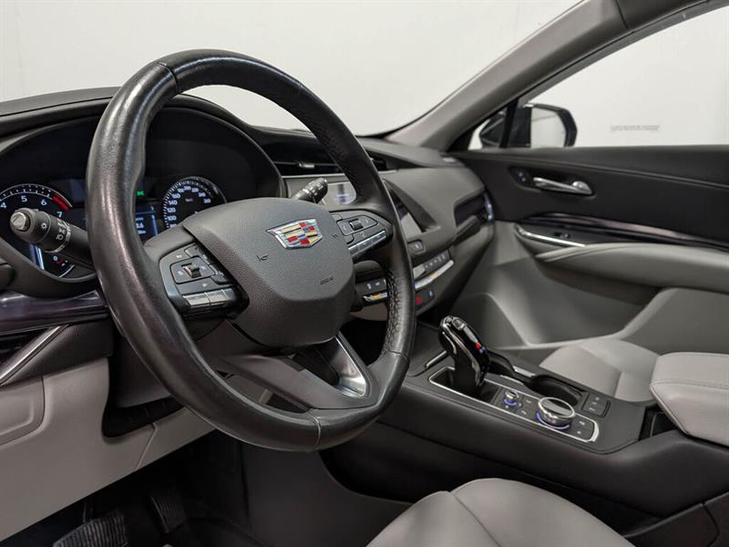 cadillac XT4 2023 - 8
