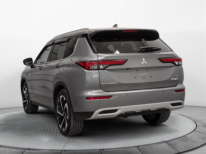 mitsubishi Outlander rechargeable 2024 - 4