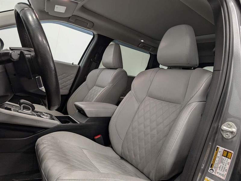 mitsubishi Outlander rechargeable 2024 - 7