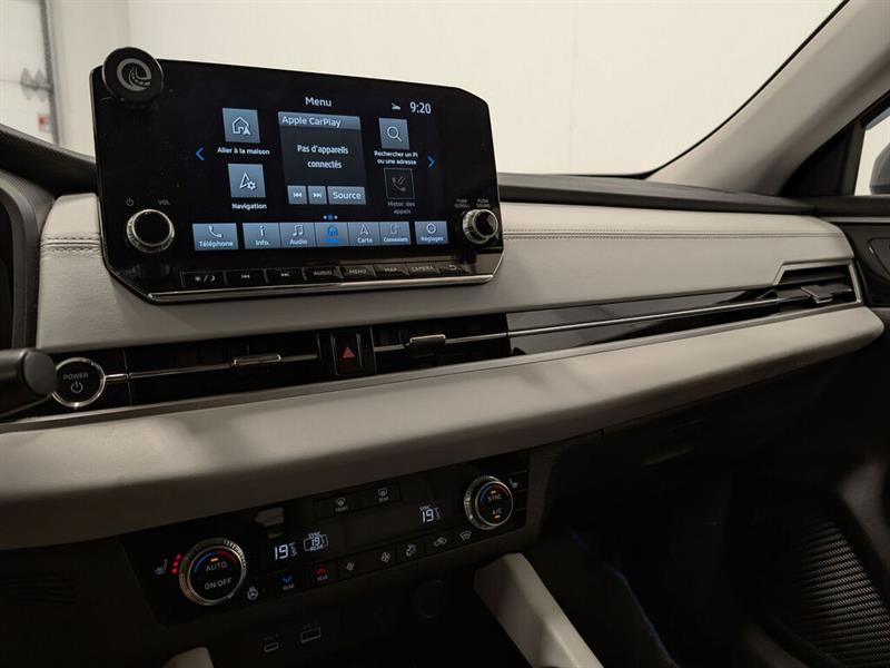 mitsubishi Outlander rechargeable 2024 - 9