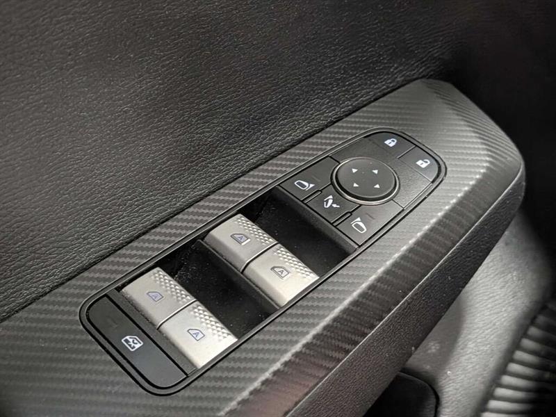 mitsubishi Outlander rechargeable 2024 - 17