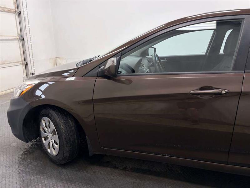 hyundai Accent 2015 - 3