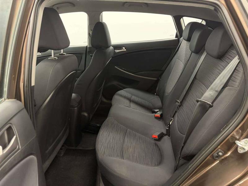 hyundai Accent 2015 - 25