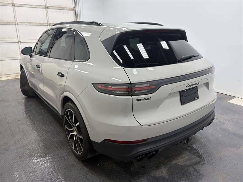 porsche Cayenne 2022 - 5