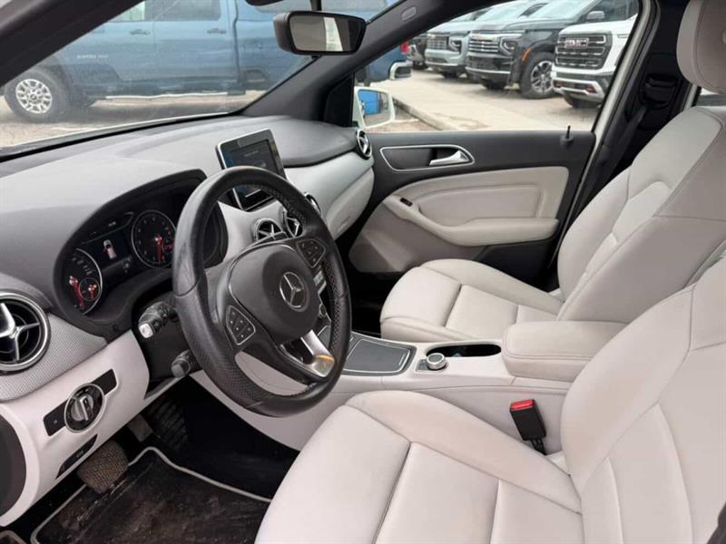 mercedes-benz B 250 2017 - 9
