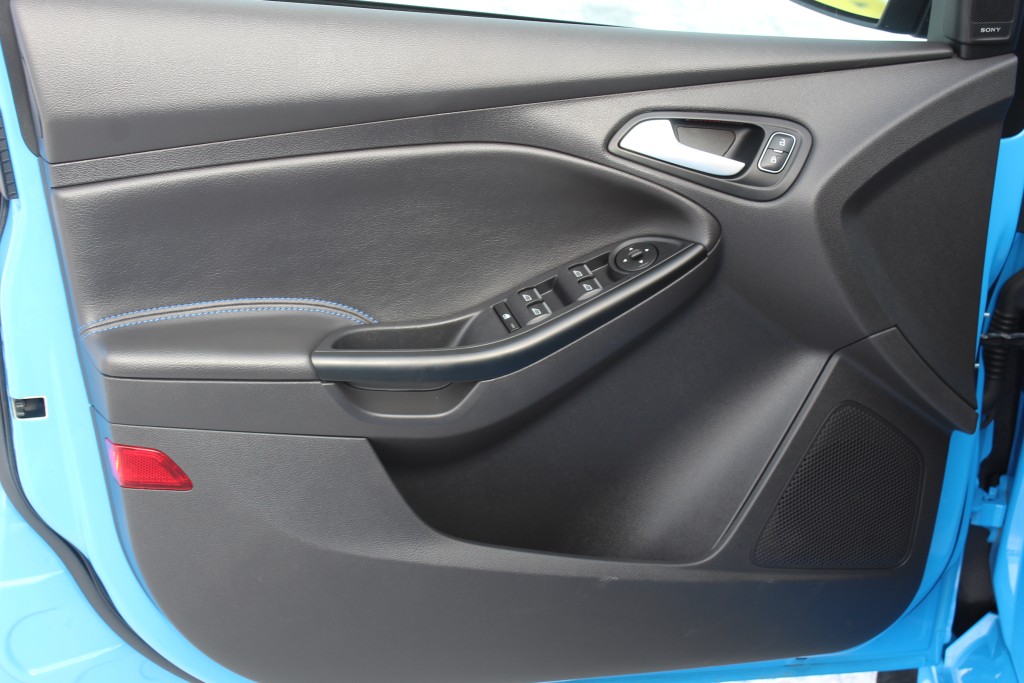 ford Focus 2017 - 23