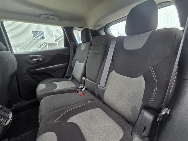jeep Cherokee 2016 - 23