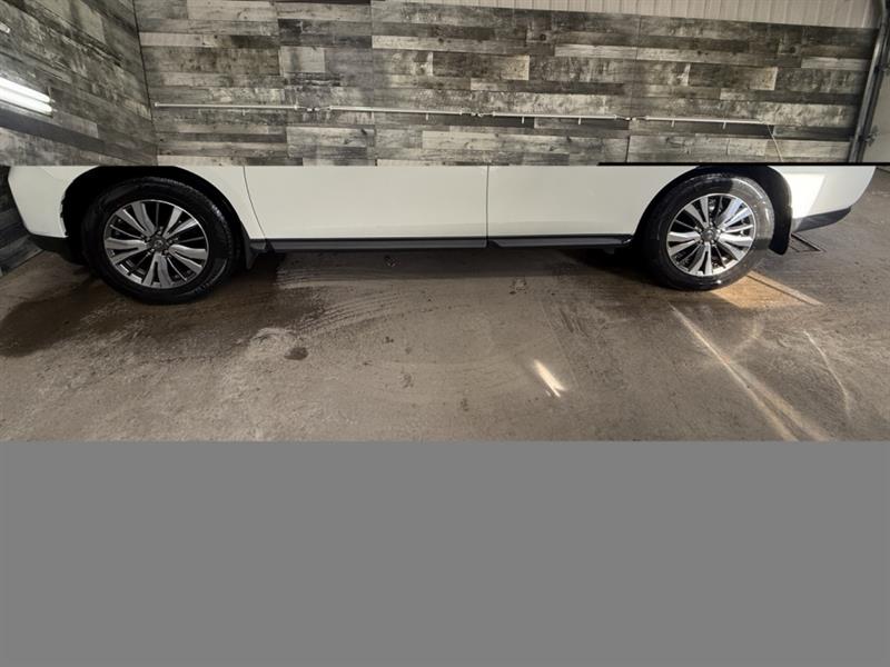 nissan Pathfinder 2018 - 13