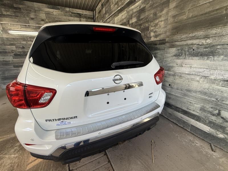 nissan Pathfinder 2018 - 15