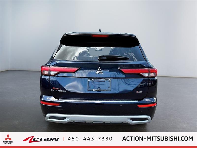 mitsubishi Outlander 2022 - 4