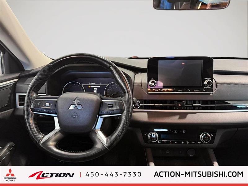 mitsubishi Outlander 2022 - 15