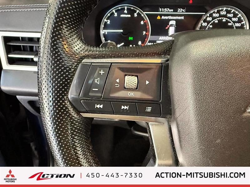 mitsubishi Outlander 2022 - 17