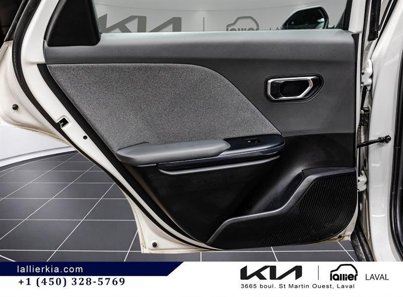 2025 Kia K4 - Image 16