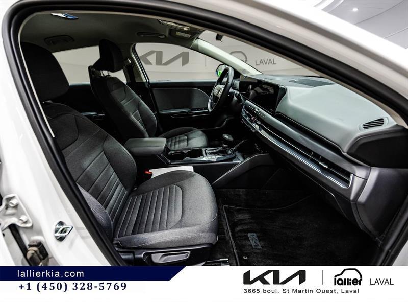 2025 Kia K4 - Image 20